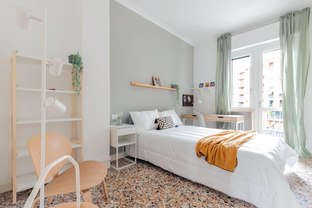 Top Living Apartments - Carducci Торино Екстериор снимка