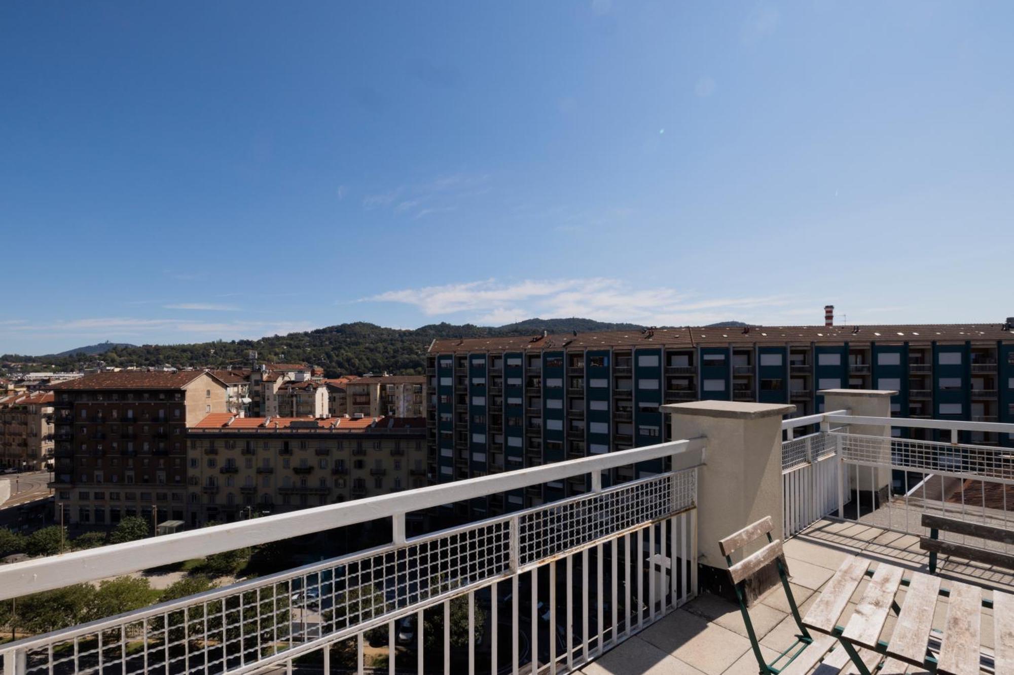 Top Living Apartments - Carducci Торино Екстериор снимка